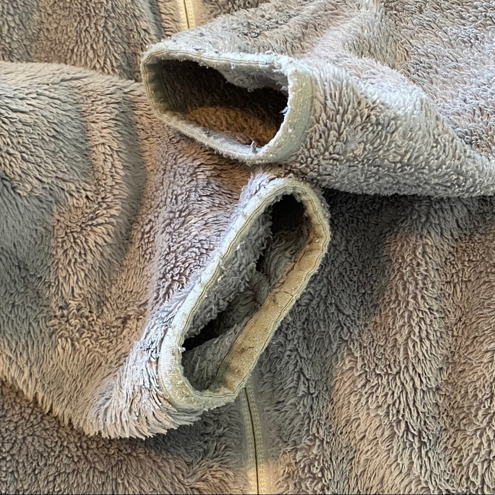 The North Face Women’s Osito Fleece Jacket - Picture 5 of 5
